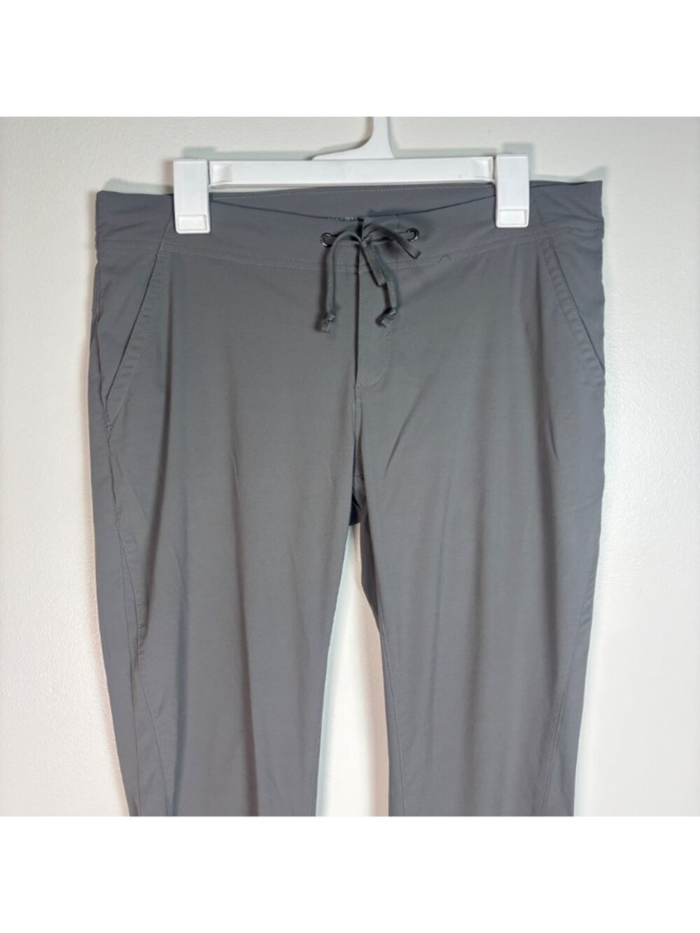 Columbia Omni Shield Gray Womens Bootcut Pants Gorpcore size 10 short - Picture 2 of 8